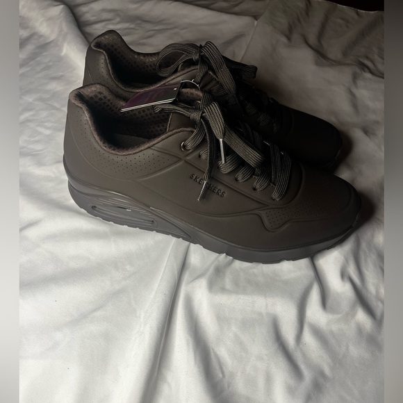 Skechers Men's Dark Brown Sneakers Air cooled memory foam - Picture 1 of 4